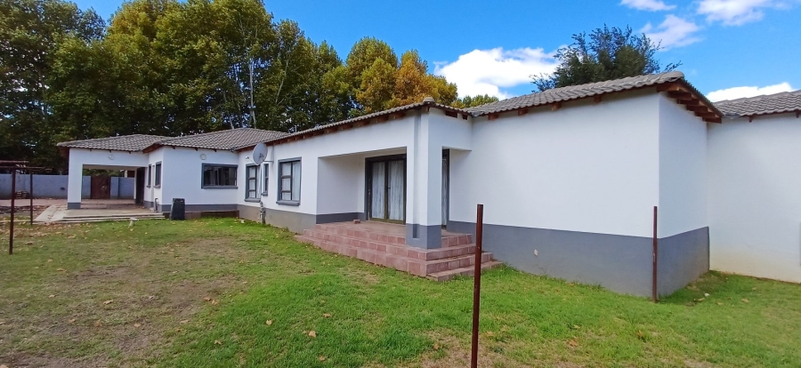 5 Bedroom Property for Sale in Panorama Free State